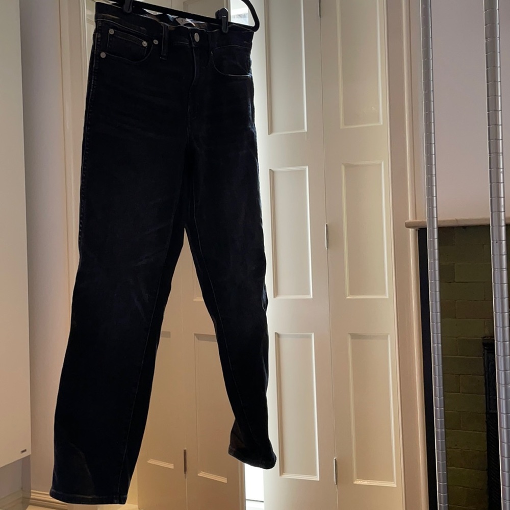 Lightly distressed size 28 J Crew pants, excellent condition.